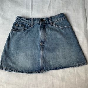 H&M’s Denim Skirt
